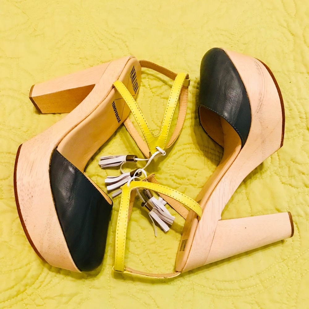 NWOT- VenaCava Platforms